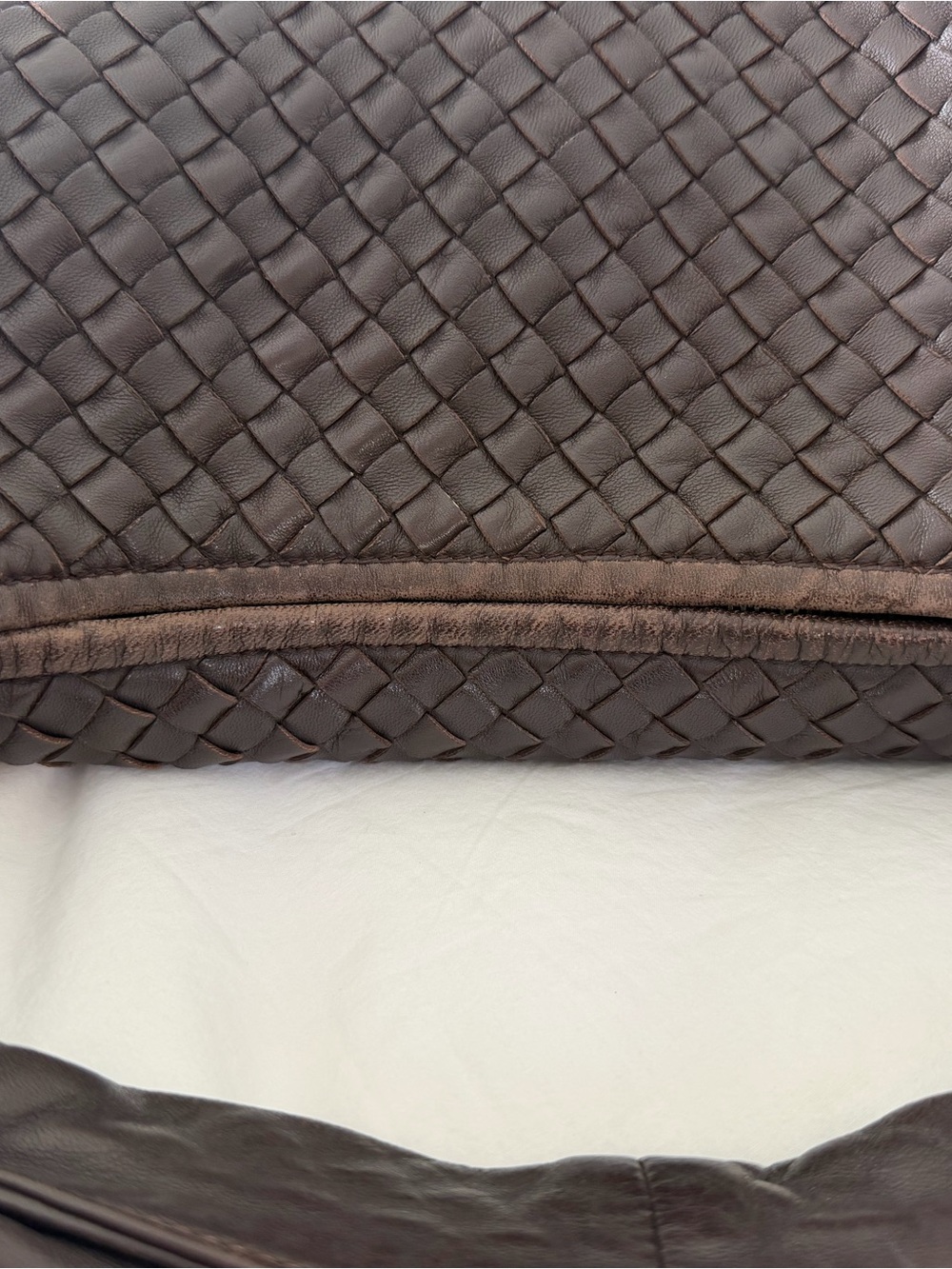 Bottega Veneta - Veneta Dark Brown Intrecciato Hobo Bag - Picture 4 of 8